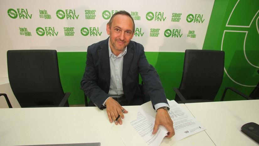 EL GRUPO JUNTERO EAJ-PNV PRESENTA DOS INICIATIVAS PARA REGENERAR LA ECONOMÍA ALAVESA Y CREAR EMPLEO