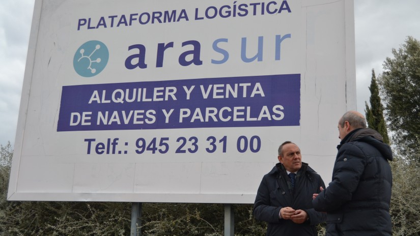 Ramiro González hace un llamamiento al Ministerio de Fomento y Puertos para desbloquear el inicio de la terminal ferroviaria de Arasur