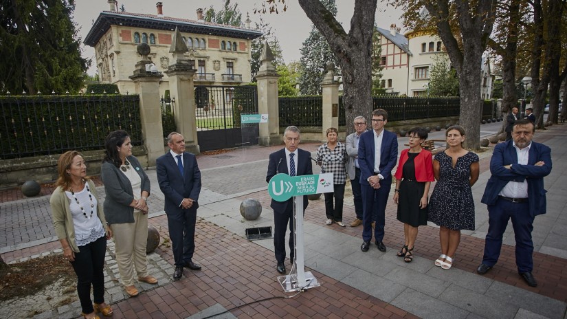 Urkullu seguirá demostrando con “hechos” el compromiso de EAJ-PNV con Vitoria-Gasteiz, capital de Euskadi