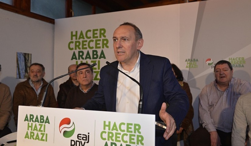 Ramiro González en la presentación de las candidaturas municipales en la cuadrilla de Añana (1) Ramiro González en la presentación de las candidaturas municipales en la cuadrilla de Añana (1)