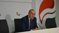 “Estamos decepcionados. El proyecto de presupuestos no responde a las necesidades de Araba y dificulta el acuerdo presupuestario”  Ramiro González, portavoz de EAJ-PNV