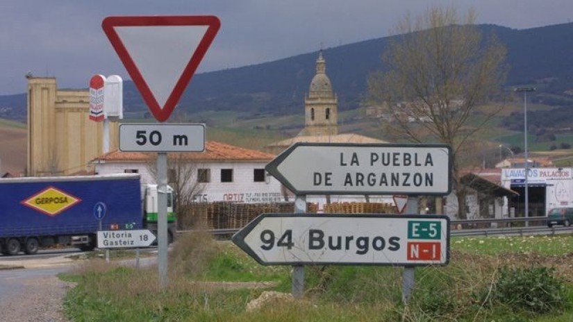 Si es cierto, que han existido desavenencias en la Diputación de Burgos respecto a Trebiño, y Javier De Andrés las conoce, debe explicarlas de inmediato Si es cierto, que han existido desavenencias en la Diputación de Burgos respecto a Trebiño, y Javier De Andrés las conoce, debe explicarlas de inmediato