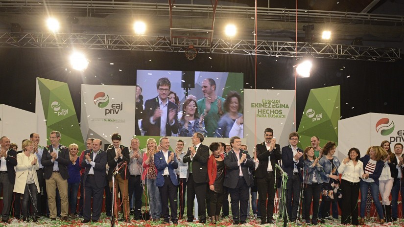 Urkullu pide a la ciudadanía vasca su voto a EAJ-PNV para que ayuntamientos, diputaciones y Gobierno se alineen en favor de la creación de empleo y la reactivación económica Urkullu pide a la ciudadanía vasca su voto a EAJ-PNV para que ayuntamientos, diputaciones y Gobierno se alineen en favor de la creación de empleo y la reactivación económica